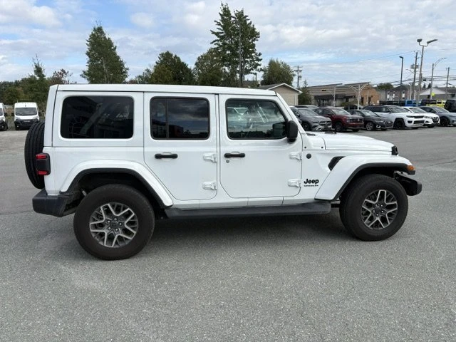 2025 Jeep JL Wrangler - Image 3 of 13