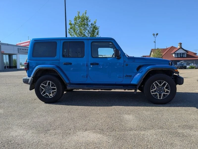 2025 Jeep JL Wrangler - Image 7 of 20