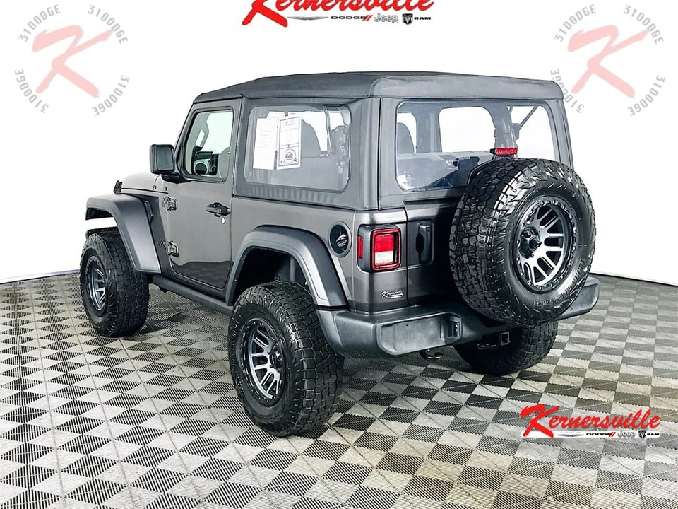 2025 Jeep JL Wrangler - Image 5 of 21