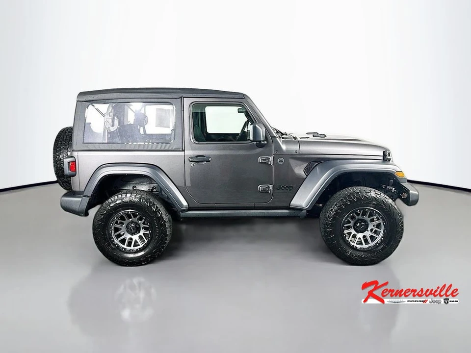 2025 Jeep JL Wrangler - Image 8 of 21