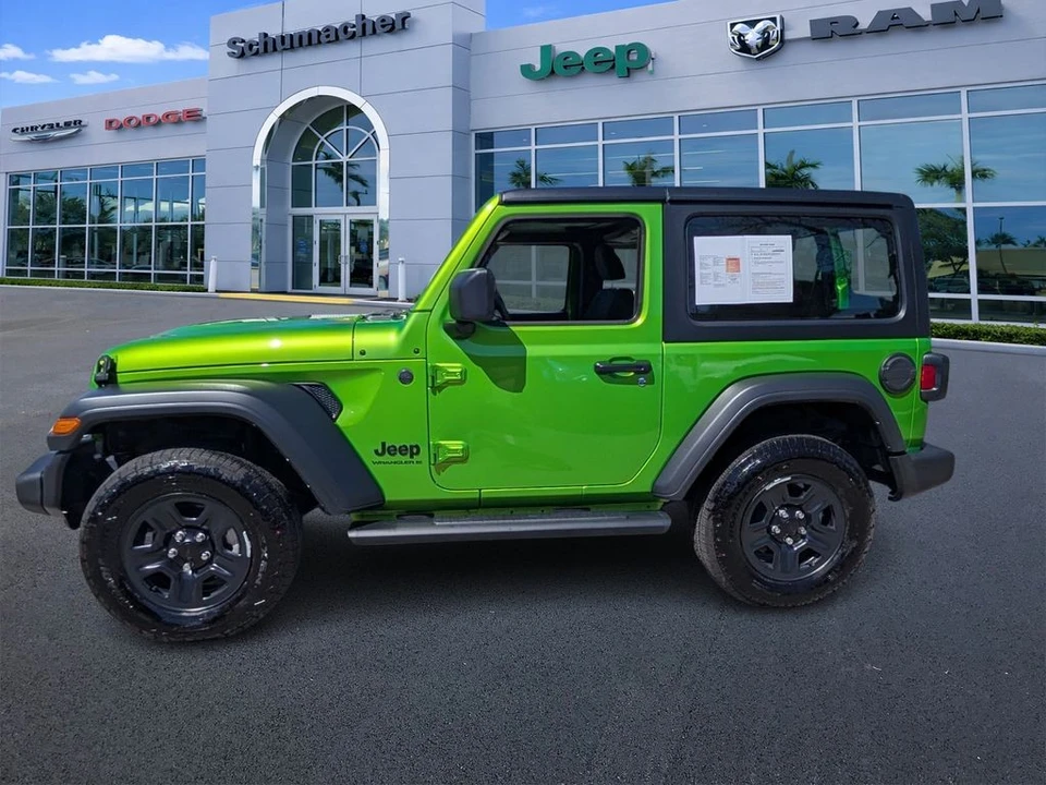 2025 Jeep JL Wrangler - Image 4 of 21