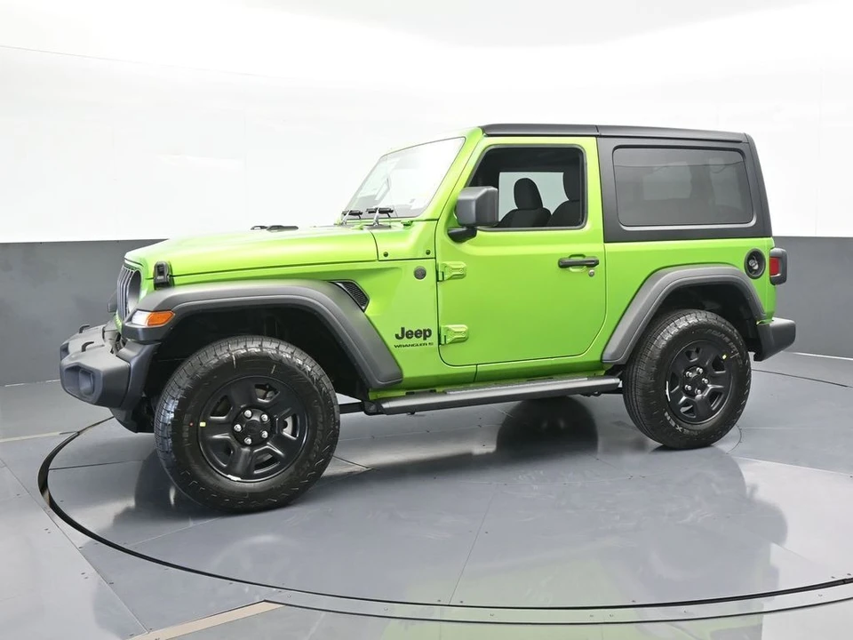 2025 Jeep JL Wrangler - Image 2 of 12