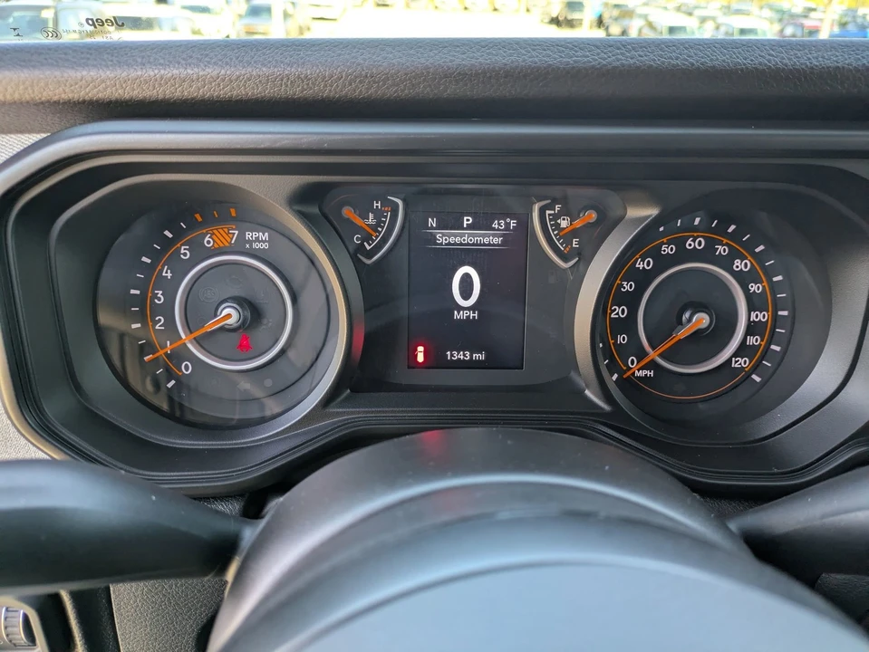2025 Jeep JL Wrangler - Image 20 of 21