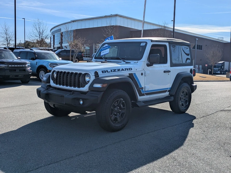 2025 Jeep JL Wrangler - Image 8 of 21