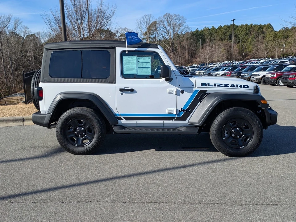 2025 Jeep JL Wrangler - Image 3 of 21