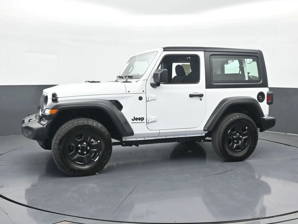 2025 Jeep JL Wrangler - Image 2 of 12