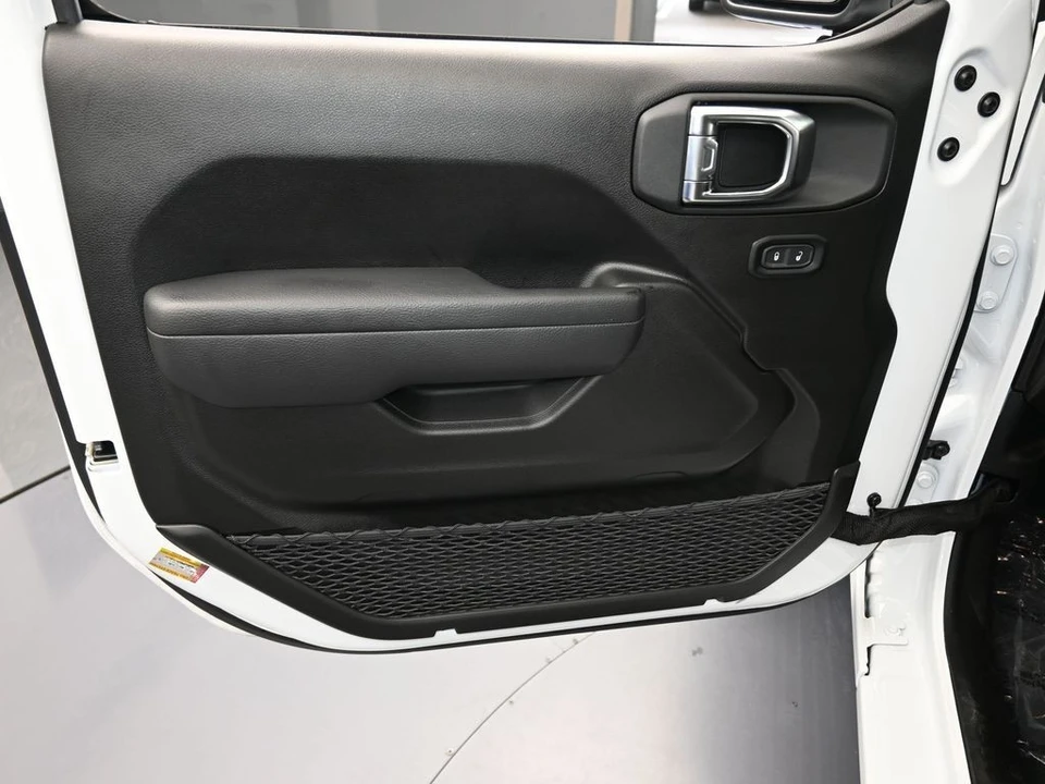 2025 Jeep JL Wrangler - Image 12 of 12