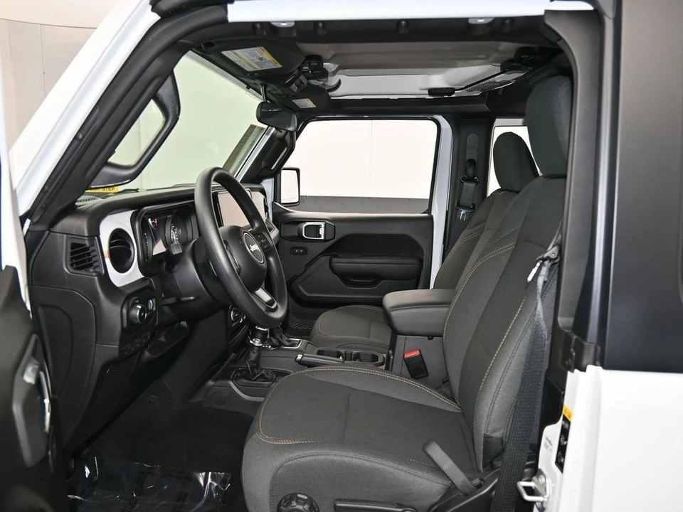 2025 Jeep JL Wrangler - Image 11 of 12