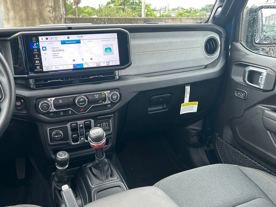 2025 Jeep JL Wrangler - Image 11 of 12