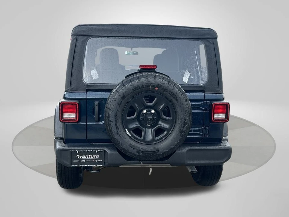 2025 Jeep JL Wrangler - Image 6 of 12