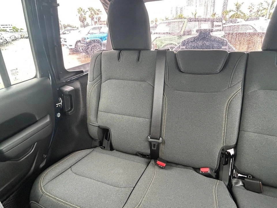 2025 Jeep JL Wrangler - Image 12 of 12