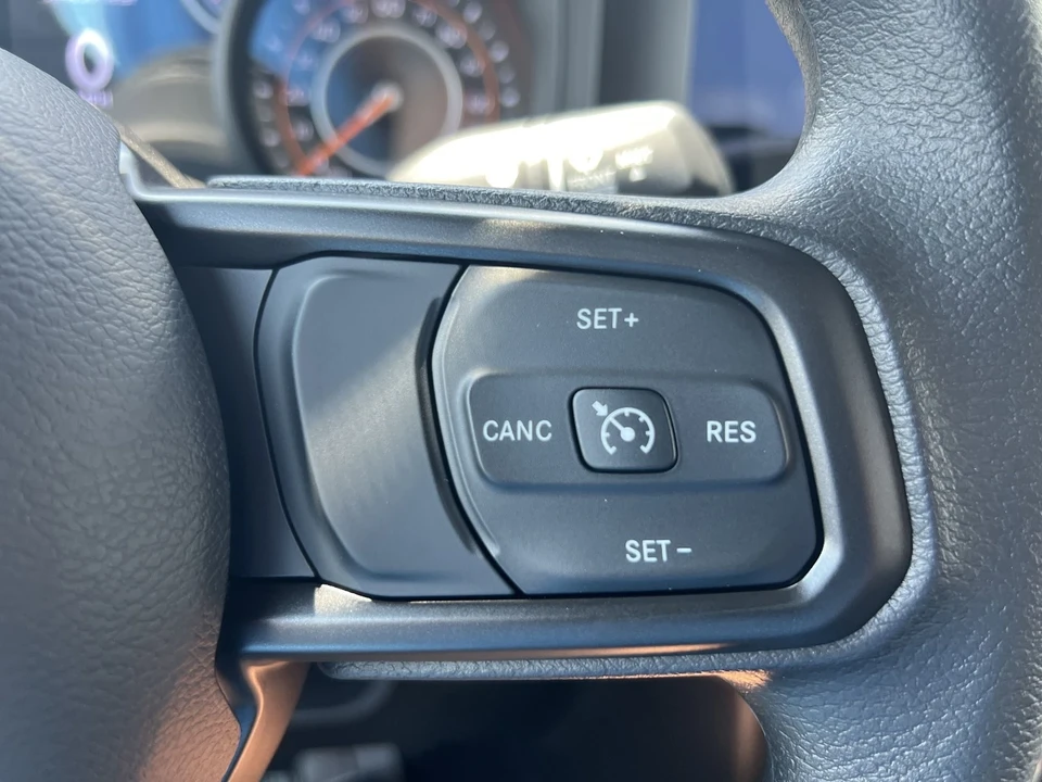 2025 Jeep JL Wrangler - Image 18 of 21