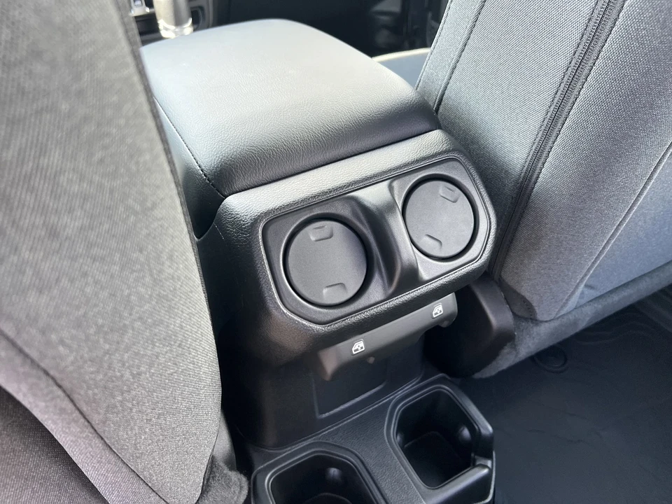 2025 Jeep JL Wrangler - Image 10 of 21
