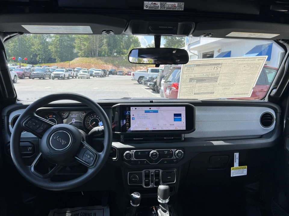2025 Jeep JL Wrangler - Image 11 of 21