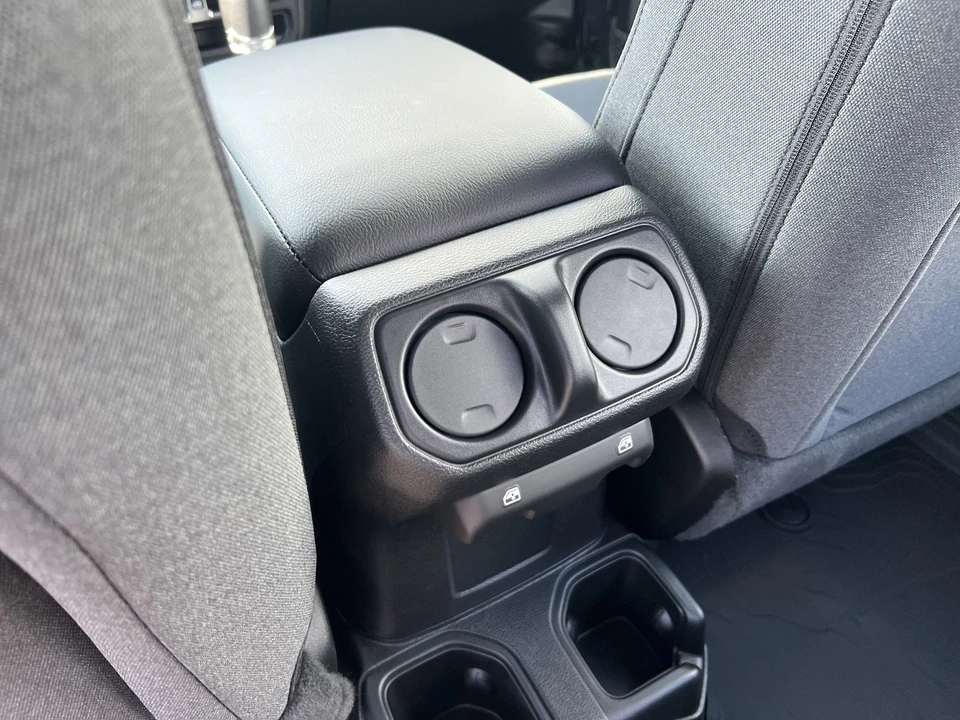 2025 Jeep JL Wrangler - Image 10 of 21