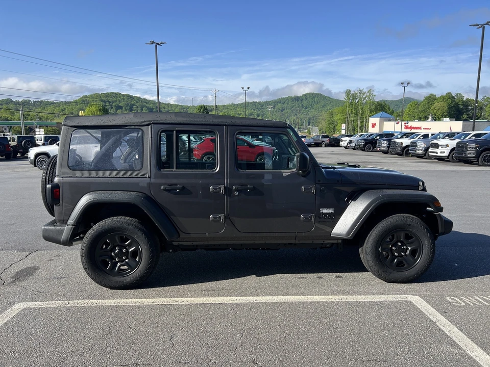 2025 Jeep JL Wrangler - Image 4 of 23