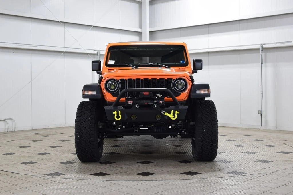 2025 Jeep JL Wrangler - Image 2 of 31