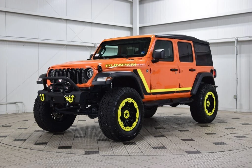 2025 Jeep JL Wrangler - Image 3 of 31