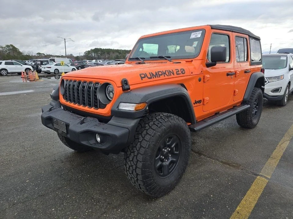 2025 Jeep JL Wrangler - Image 17 of 21
