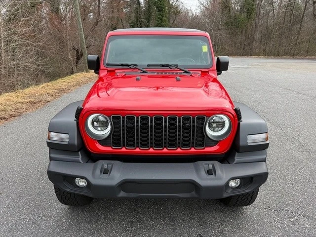 2025 Jeep JL Wrangler - Image 3 of 12