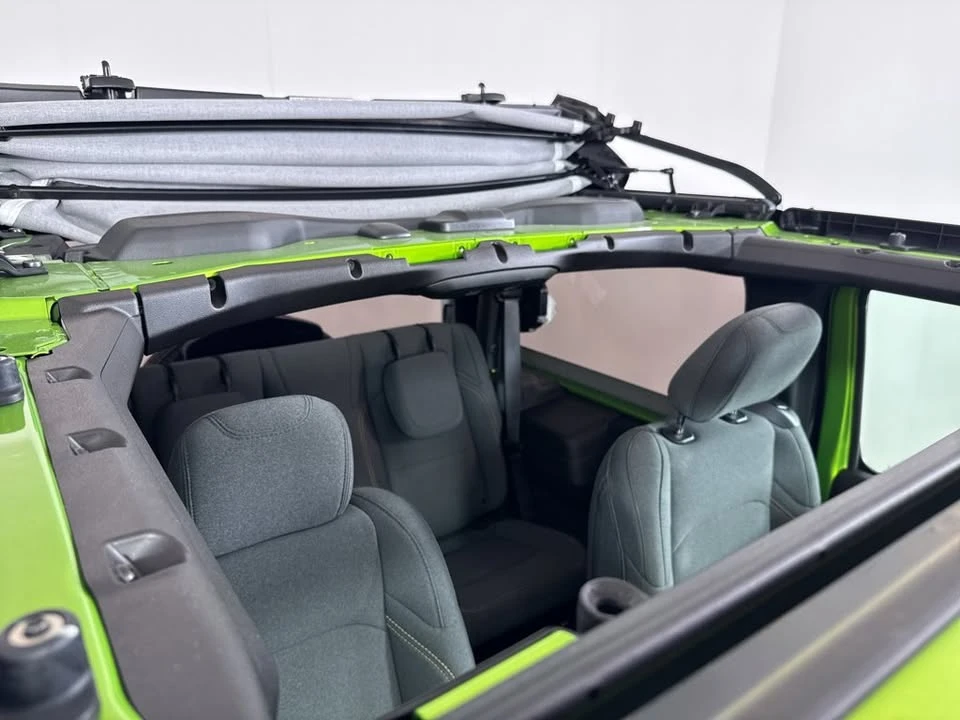 2025 Jeep JL Wrangler - Image 8 of 9