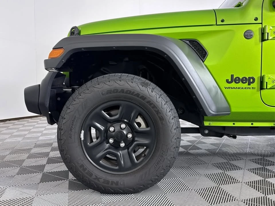 2025 Jeep JL Wrangler - Image 2 of 9