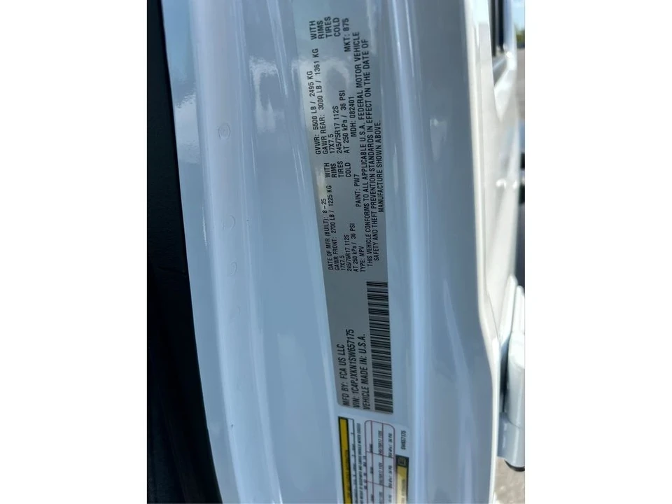2025 Jeep JL Wrangler - Image 12 of 21