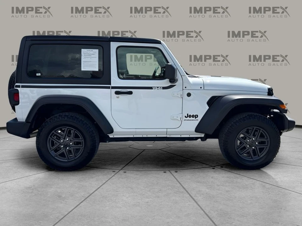 2025 Jeep JL Wrangler - Image 6 of 31