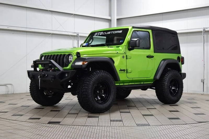 2025 Jeep JL Wrangler - Image 3 of 31