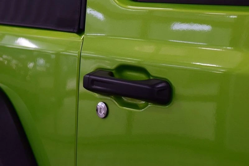 2025 Jeep JL Wrangler - Image 21 of 31
