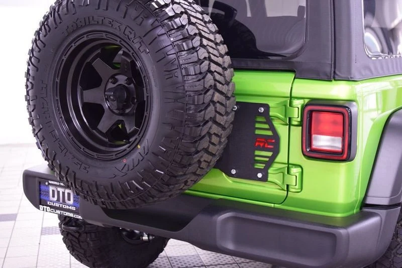 2025 Jeep JL Wrangler - Image 23 of 31