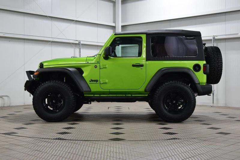 2025 Jeep JL Wrangler - Image 4 of 31