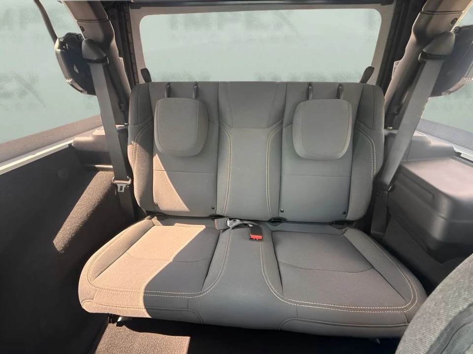 2025 Jeep JL Wrangler - Image 10 of 27