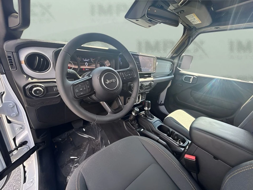 2025 Jeep JL Wrangler - Image 11 of 27