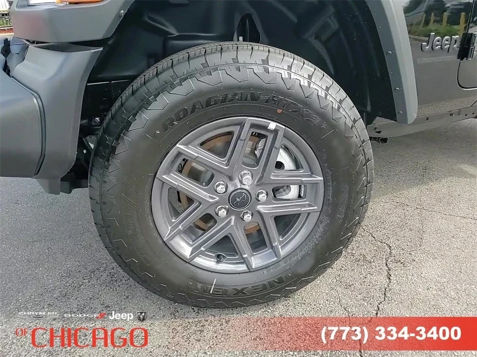 2025 Jeep JL Wrangler - Image 9 of 12