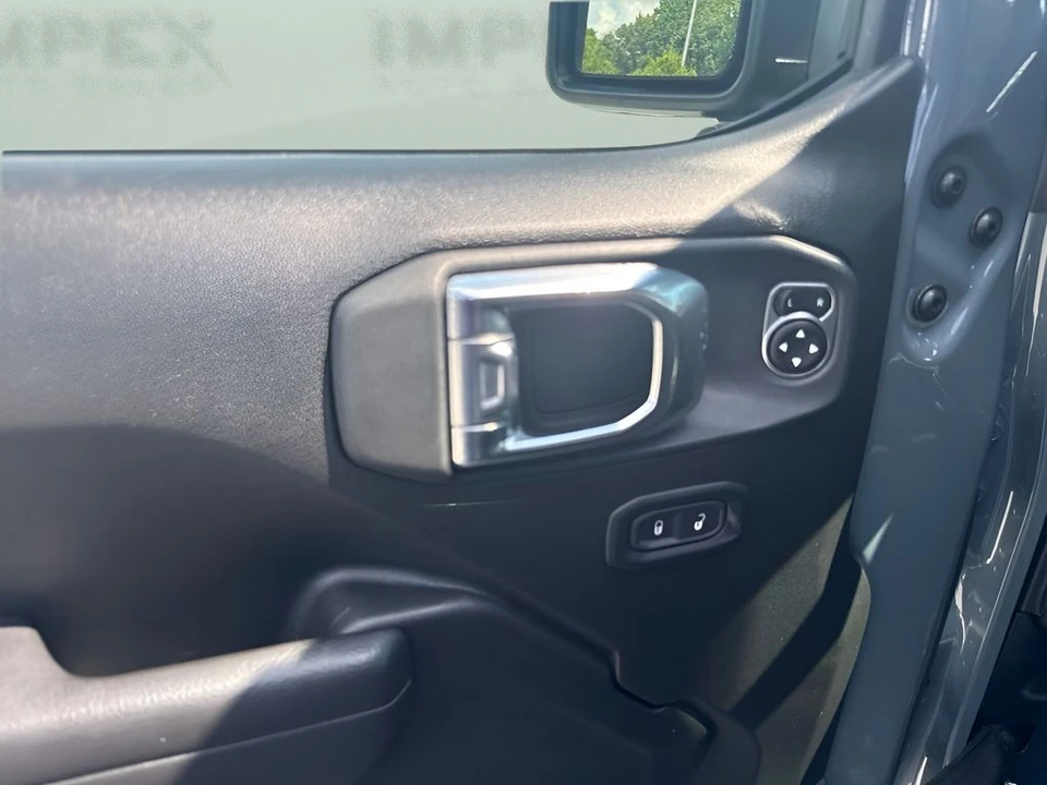 2025 Jeep JL Wrangler - Image 22 of 29