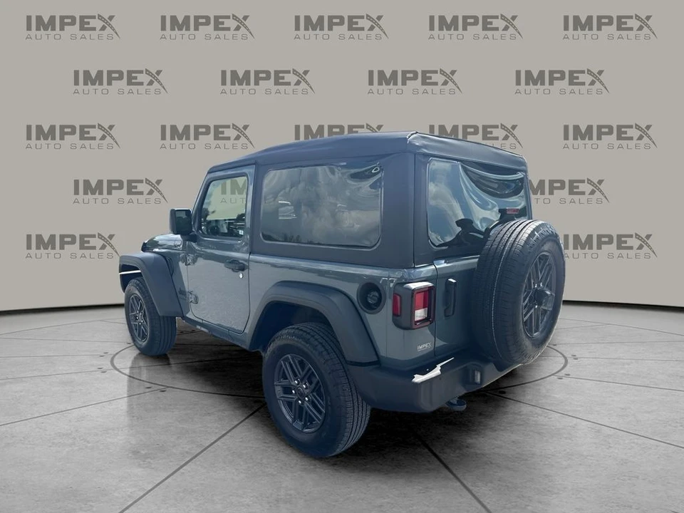 2025 Jeep JL Wrangler - Image 3 of 29