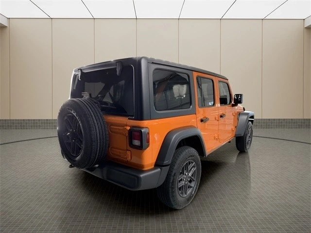 2025 Jeep JL Wrangler - Image 5 of 21