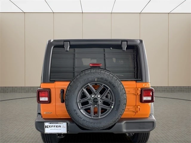 2025 Jeep JL Wrangler - Image 4 of 21