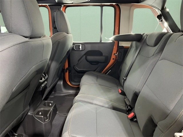2025 Jeep JL Wrangler - Image 19 of 21