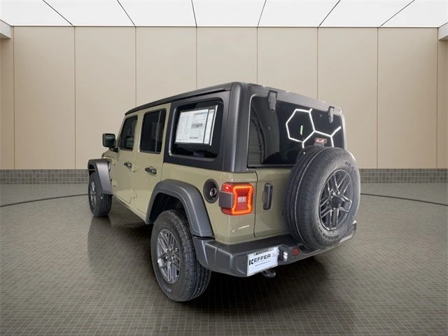2025 Jeep JL Wrangler - Image 3 of 21