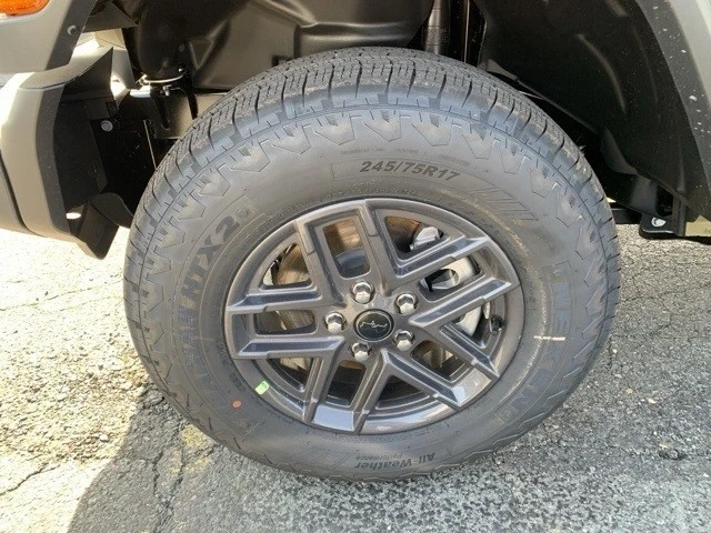 2025 Jeep JL Wrangler - Image 11 of 21