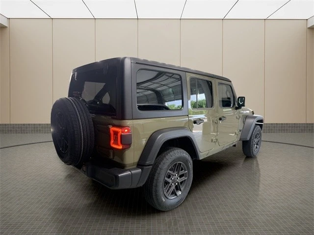 2025 Jeep JL Wrangler - Image 5 of 21