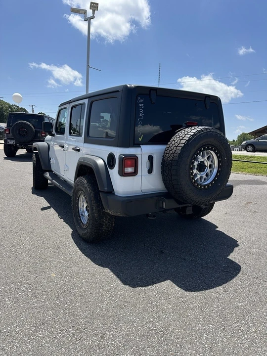 2025 Jeep JL Wrangler - Image 5 of 12