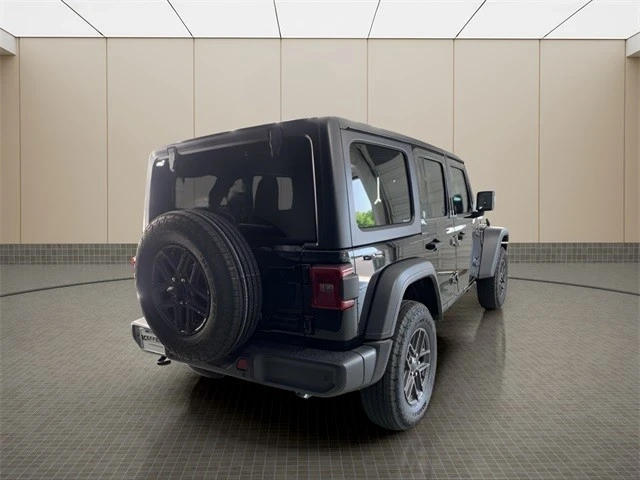 2025 Jeep JL Wrangler - Image 5 of 21
