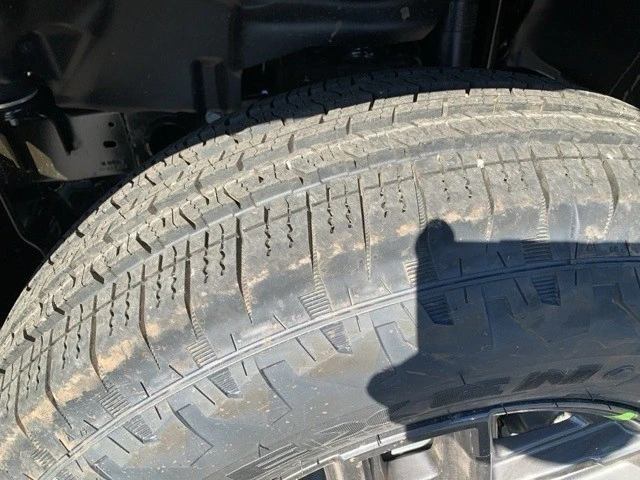 2025 Jeep JL Wrangler - Image 12 of 21