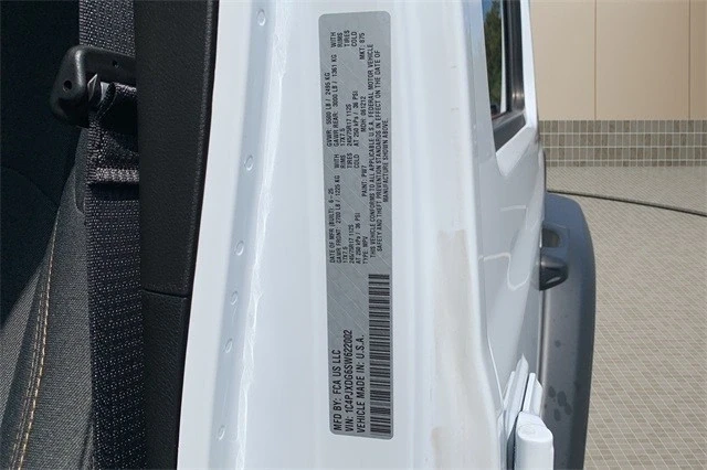 2025 Jeep JL Wrangler - Image 2 of 21