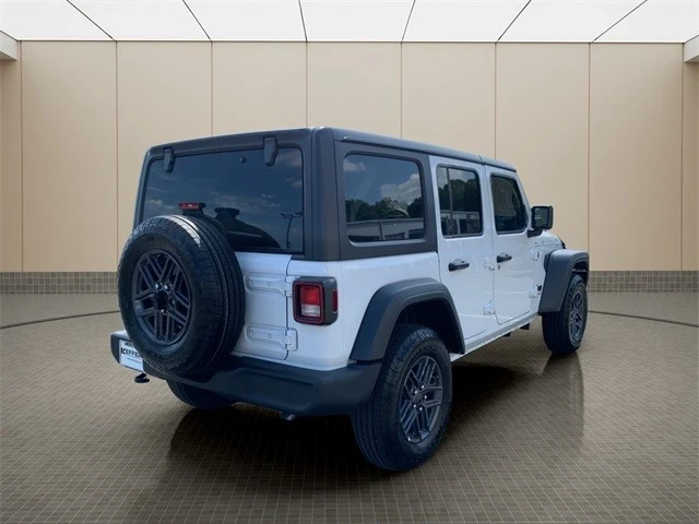 2025 Jeep JL Wrangler - Image 8 of 21