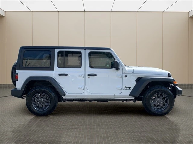 2025 Jeep JL Wrangler - Image 9 of 21