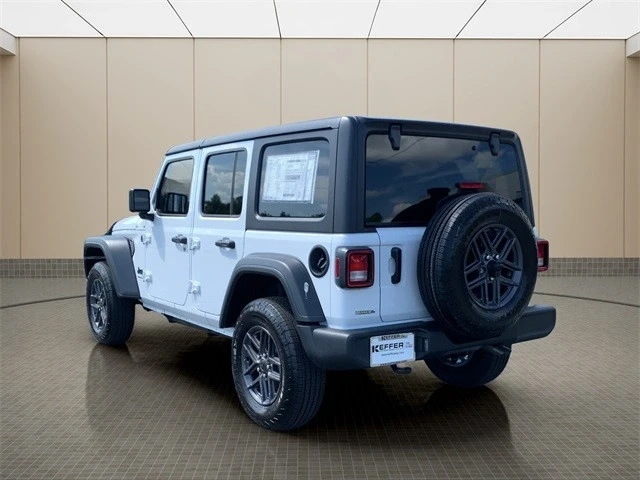 2025 Jeep JL Wrangler - Image 4 of 21